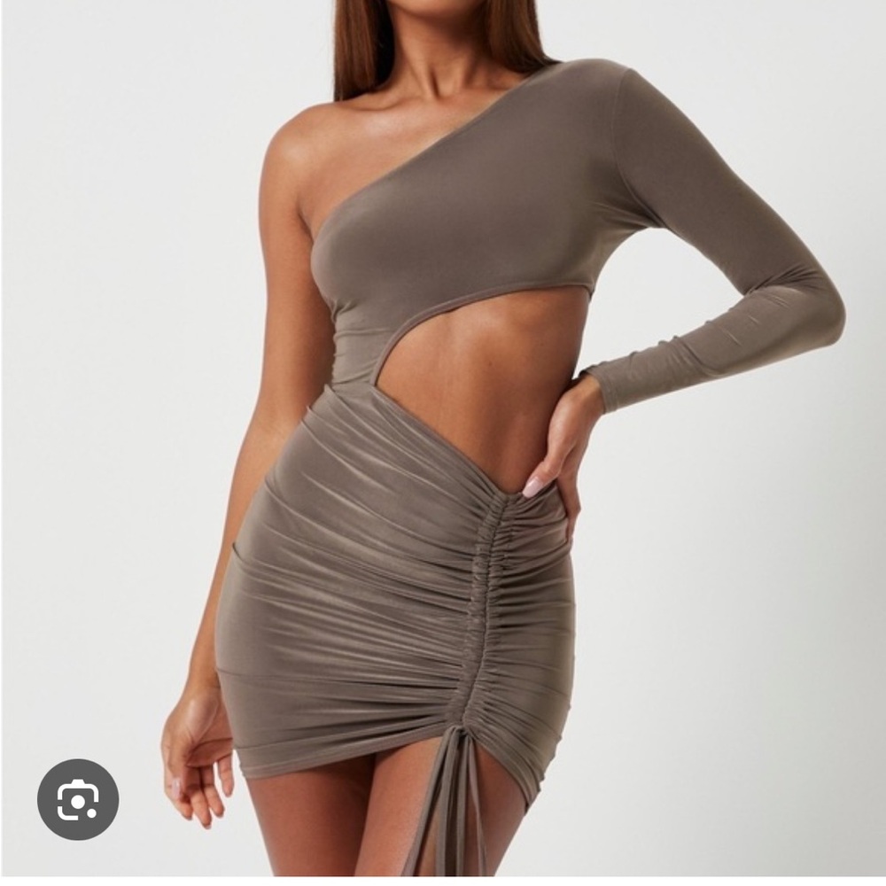 One shoulder dress